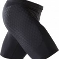 McDavid 724 HEX™ SLIDING SHORT VETŐDÉSVÉDELEMMEL