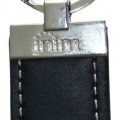 Inim IMB-NBOSS/N Proximity tag, fekete bőr borításban.