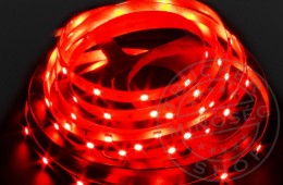 TruckerShop LED SZALAG 12V folyóméteres kültéri PIROS (3,6W)