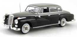 WhiteBox Mercedes 300D 1957 (W189) 1:43