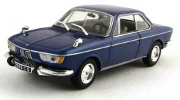 WhiteBox BMW 2000 CS 1966 1:43