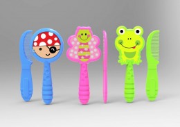 Baby Care Fésű és hajkefe - kalózos / békás / pillangós