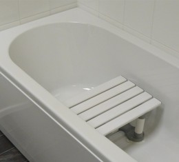 Fürdőkád ülőke 30 cm magas